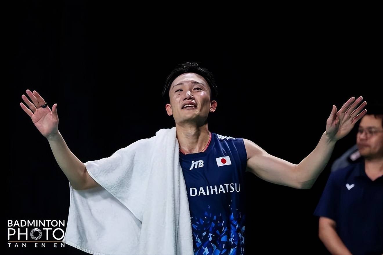 韩国队横扫马来西亚队,桃田贤斗点燃赛场 韩国队横扫马来西亚队,桃田贤斗点燃赛场