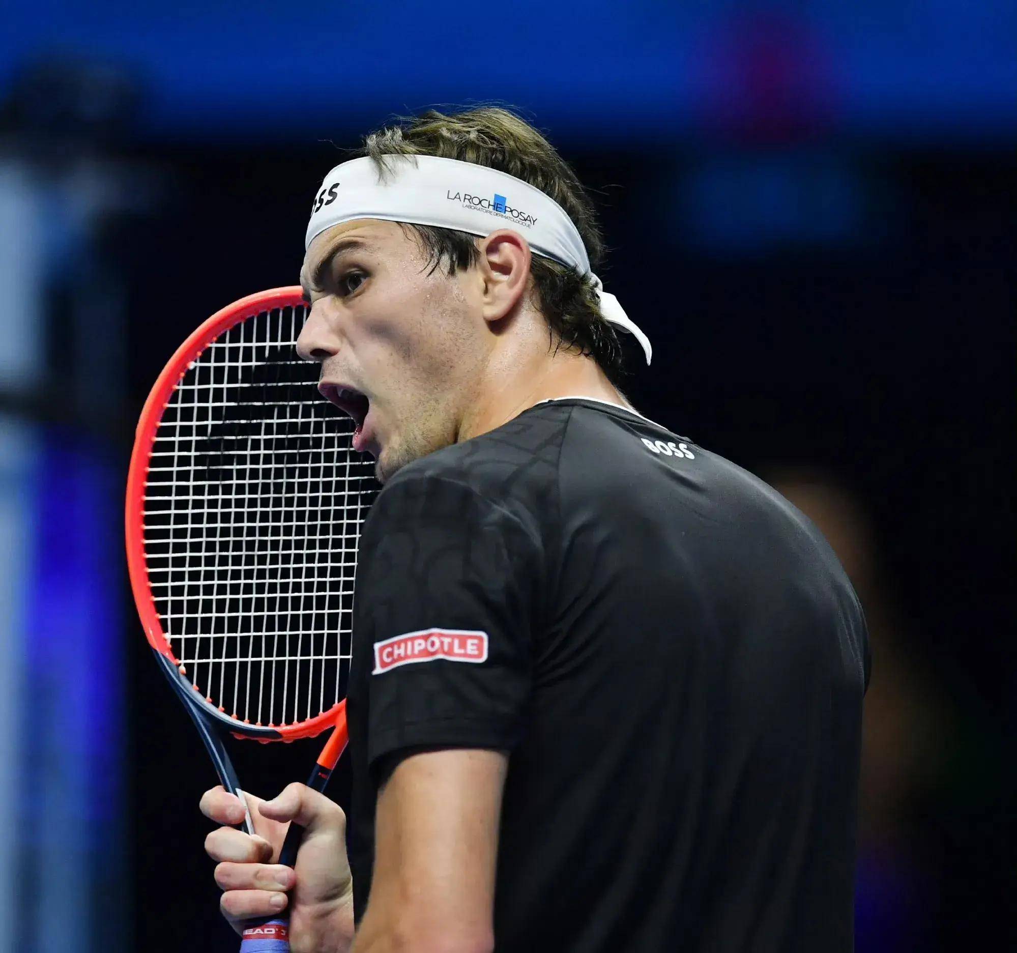 联合杯险胜法网,兹维列夫扛起全队 联合杯险胜法网,兹维列夫扛起全队