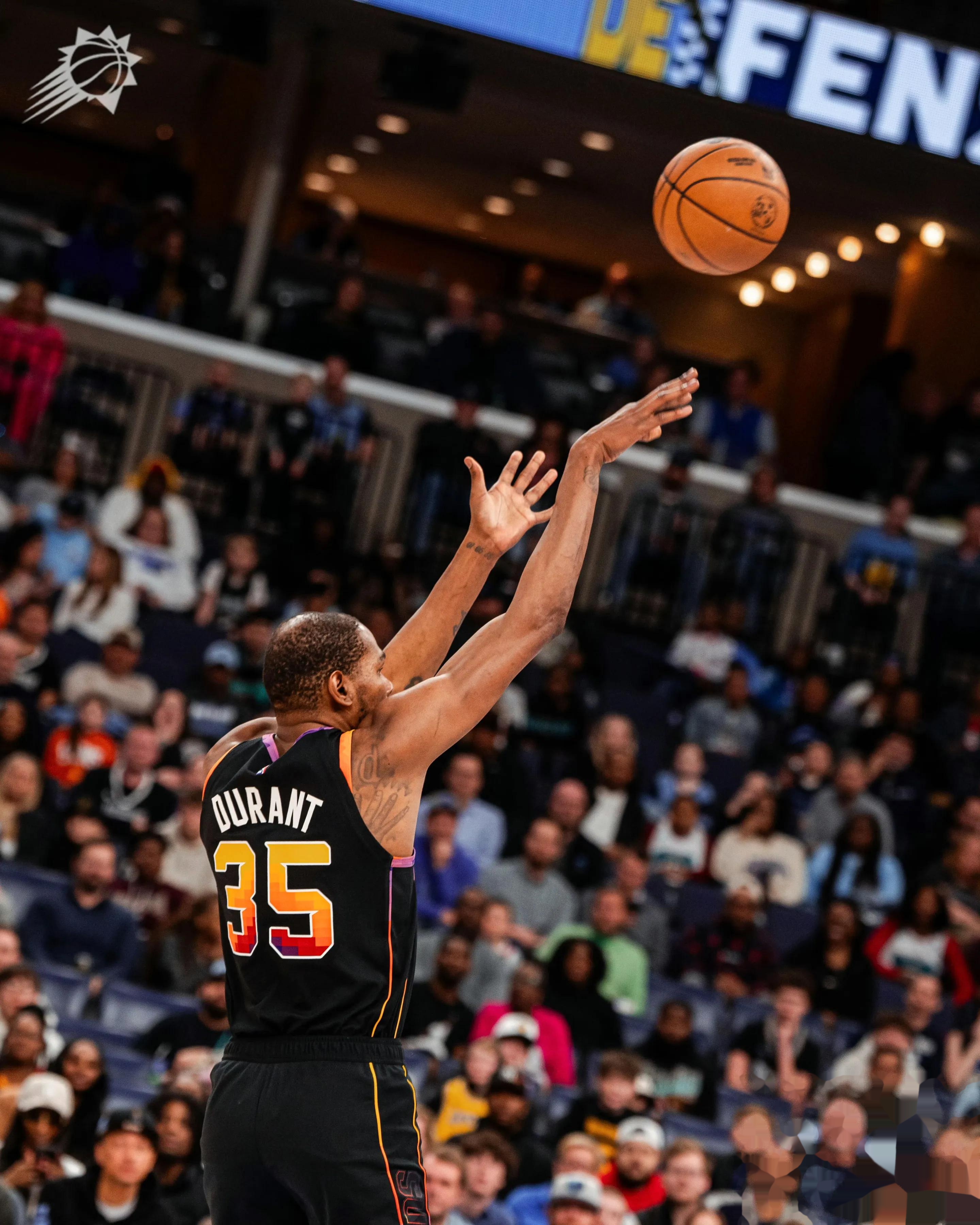 马刺翻盘青岛队,莫兰特状态火热 马刺翻盘青岛队,莫兰特状态火热