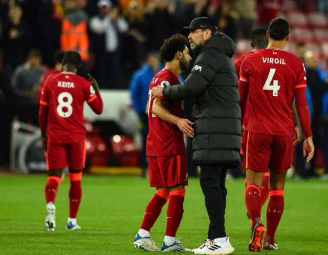 利物浦轻取巴萨，布鲁诺带队取胜