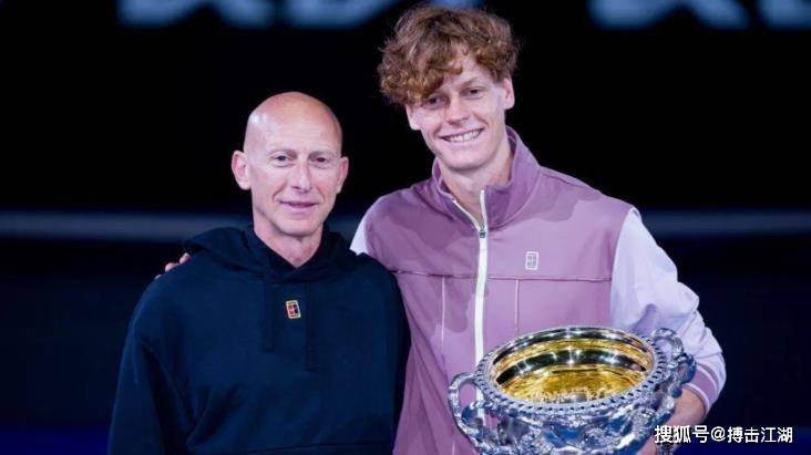 意大利网球队碾压美国网球队,克耶高斯送出助攻 意大利网球队碾压美国网球队,克耶高斯送出助攻