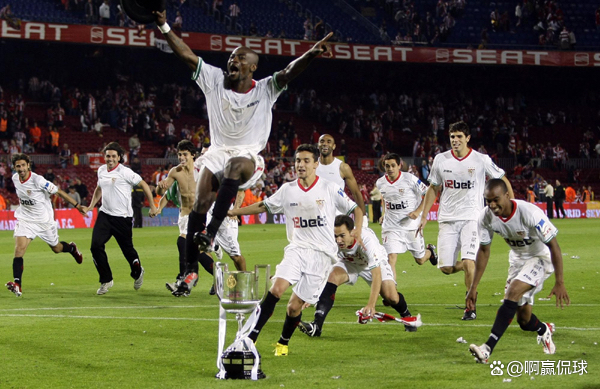 塞维利亚翻盘AC米兰，戈麦斯关键制胜