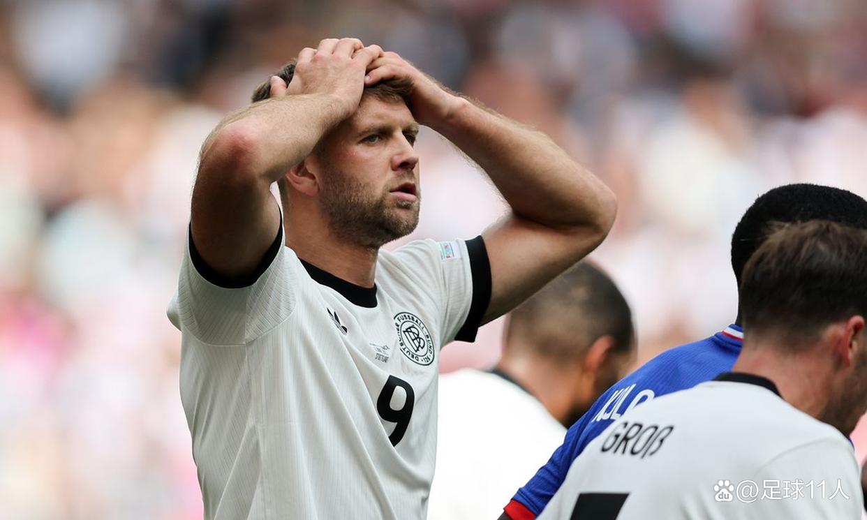 德国队出现内讧,导致整体表现下滑 德国队出现内讧,导致整体表现下滑