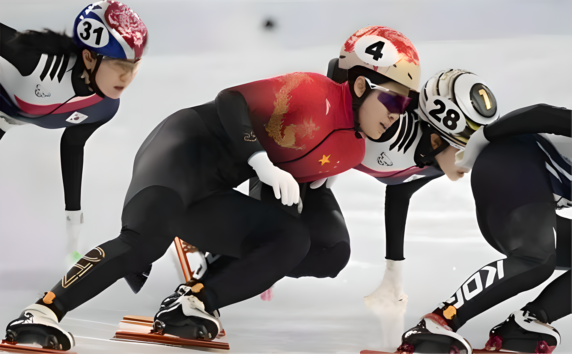 滑雪比赛选手速度奇快冲向终点