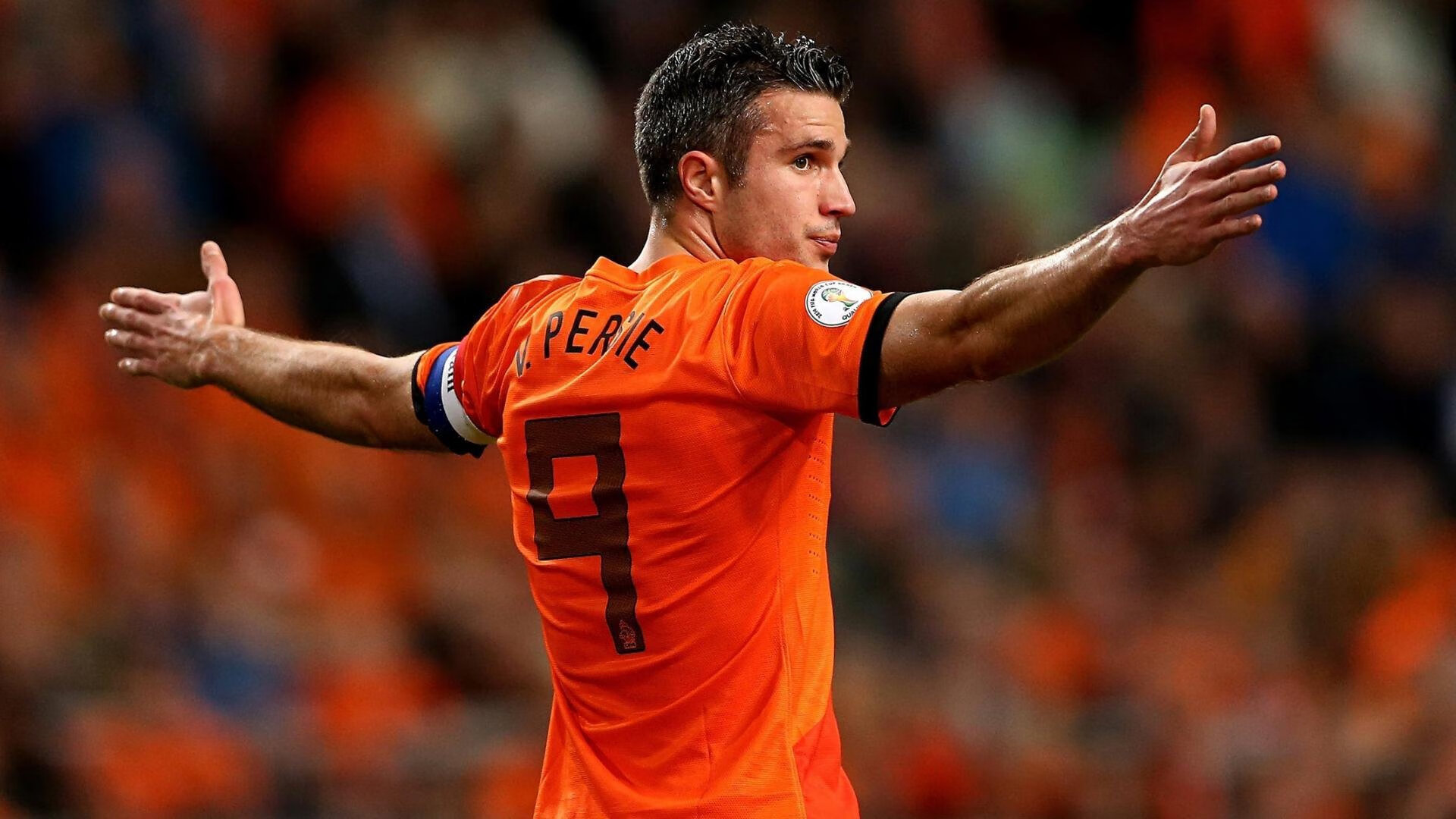 关键时刻的王者,福克斯助雄鹿险胜公牛