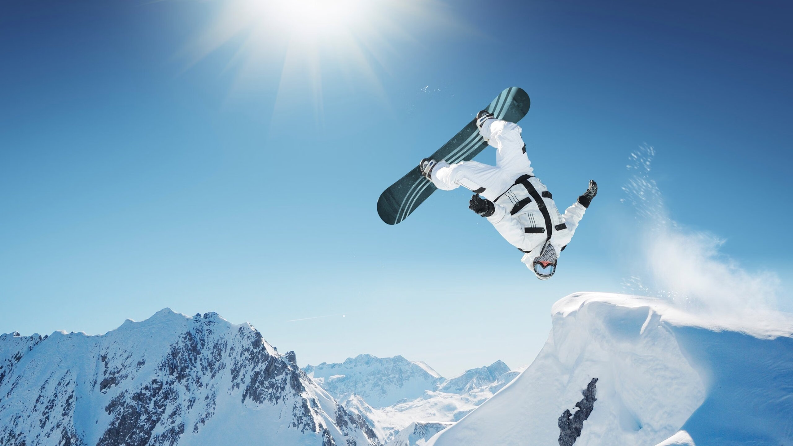 德甲争冠战焦点战，尼克斯全面压制开拓者，体育精神的跨界共鸣